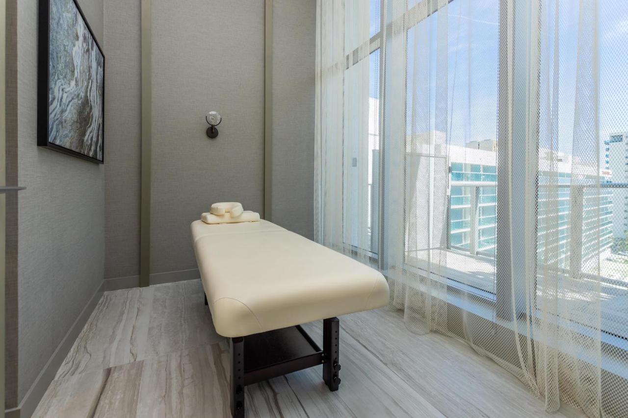 Espectacular Condo Esquina Beach House Hollywood Apartamento 外观 照片